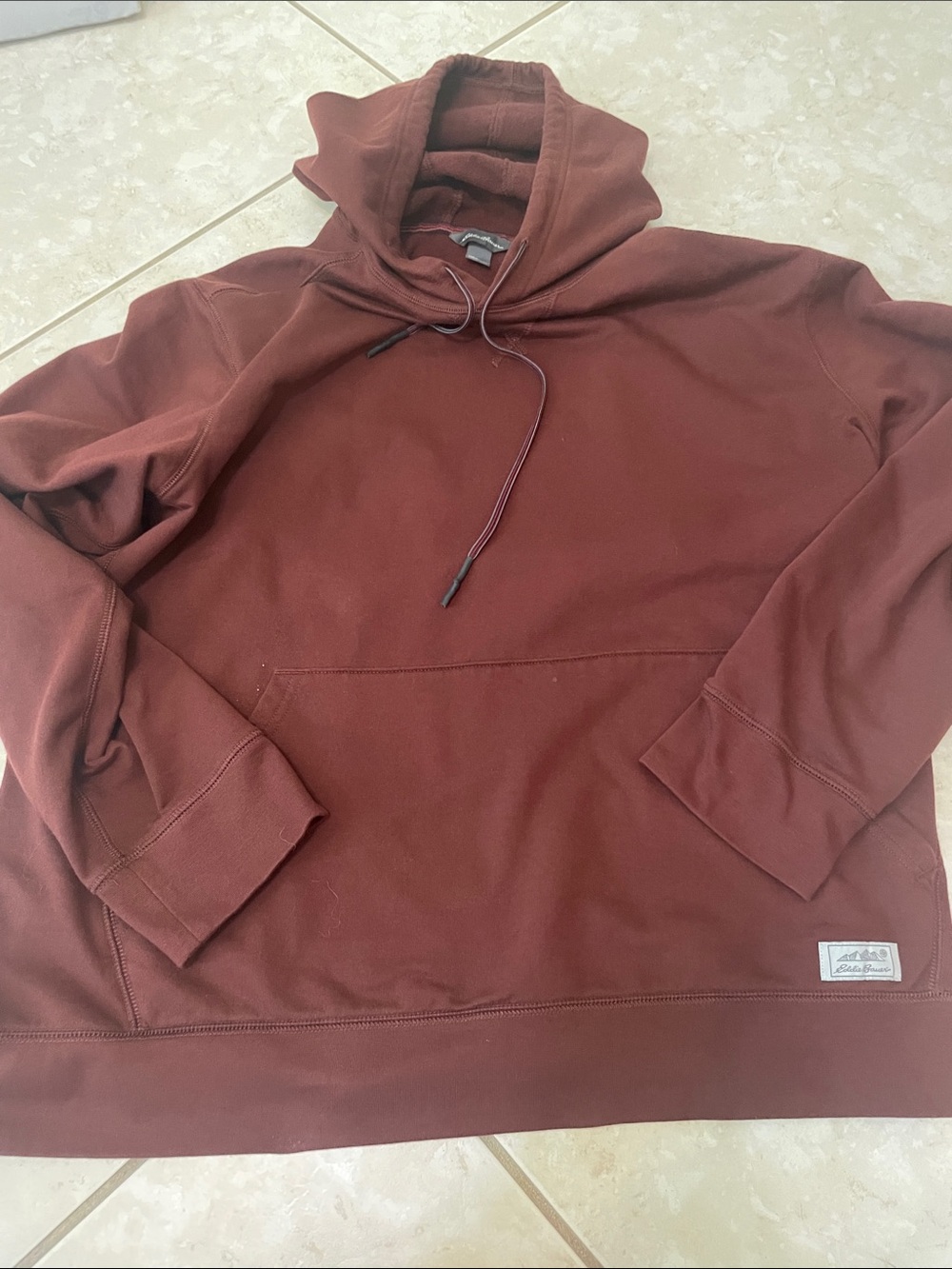 Men's Hooded Pullover Sweatshirt in Deep Maroon